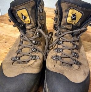 Vasque Men's Wasatch GTX Waterproof Hiking Boots